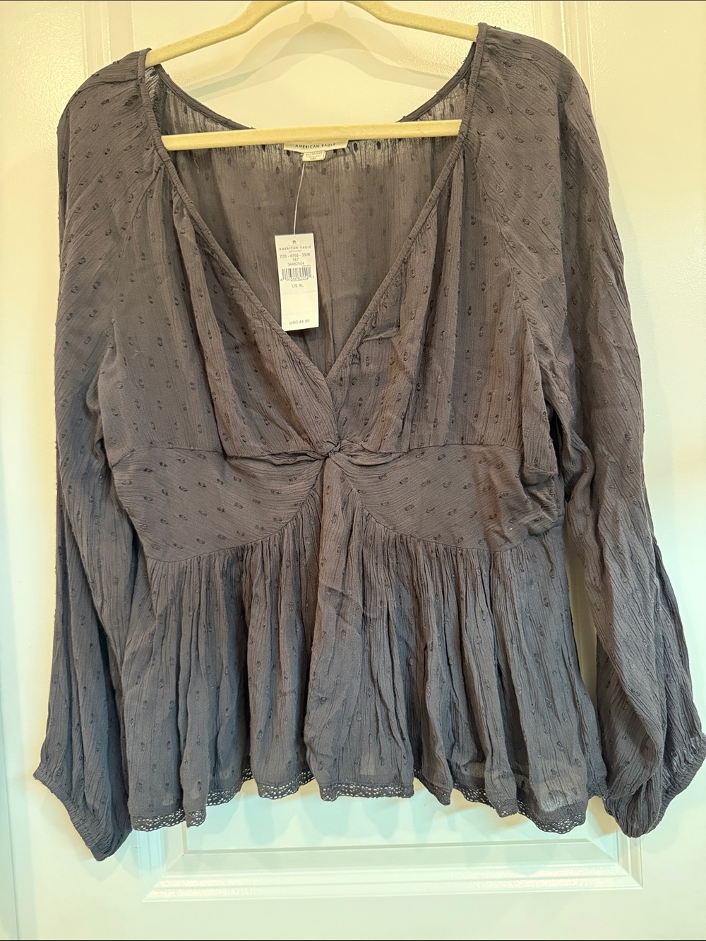 American Eagle Outfitters Gray V-Neck Peplum Blouse fall outfit